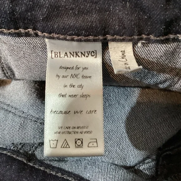 BLANKNYC Dark Wash Jeans, size 29, skinny ankle, 29”L, 8”rise, 5 pocket design - Picture 10 of 10